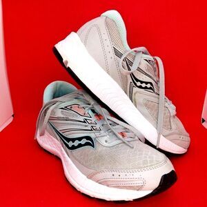 Saucony Cohesion 13 Womens Pre-owned Gray & Pink Running Sneakers - sz. 7